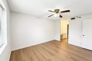 340 NW 67th St, Boca Raton, FL 33487 - Photo 18