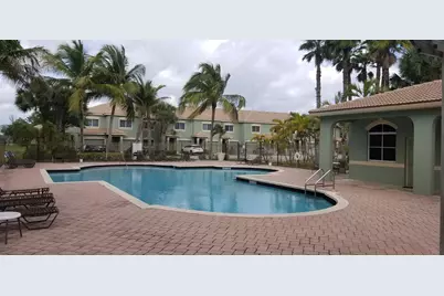 350 Crestwood Circle #201, Royal Palm Beach, FL 33411 - Photo 6