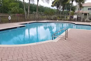350 Crestwood Cir, Royal Palm Beach, FL 33411 - Photo 28