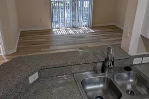 350 Crestwood Cir, Royal Palm Beach, FL 33411 - Photo 8