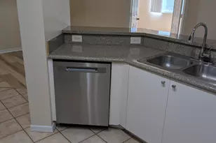 350 Crestwood Cir, Royal Palm Beach, FL 33411 - Photo 10