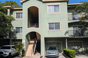 350 Crestwood Cir, Royal Palm Beach, FL 33411 - Photo 12