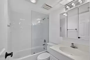 313 Lake Circle, North Palm Beach, FL 33408 - Photo 22