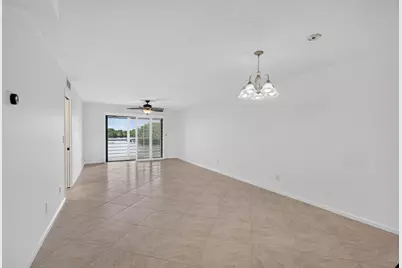 313 Lake Circle #311, North Palm Beach, FL 33408 - Photo 16