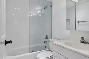 313 Lake Circle, North Palm Beach, FL 33408 - Photo 24