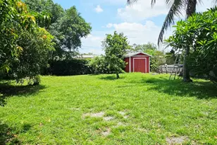 911 Burch Dr, West Palm Beach, FL 33415 - Photo 30