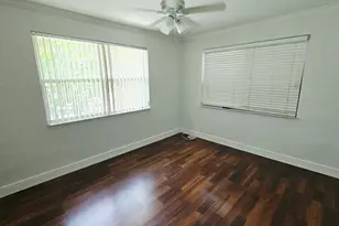 911 Burch Dr, West Palm Beach, FL 33415 - Photo 14