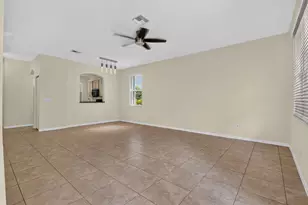158 W Thatch Palm Cir, Jupiter, FL 33458 - Photo 16