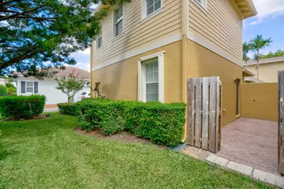 158 W Thatch Palm Circle, Jupiter, FL 33458 - Photo 34