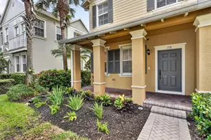 158 W Thatch Palm Cir, Jupiter, FL 33458 - Photo 2
