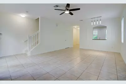 158 W Thatch Palm Circle, Jupiter, FL 33458 - Photo 12