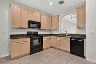 158 W Thatch Palm Cir, Jupiter, FL 33458 - Photo 6