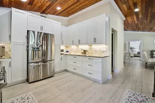 451 N Lyra Cir, Juno Beach, FL 33408 - Photo 10