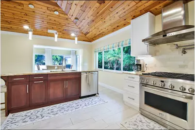451 N Lyra Circle, Juno Beach, FL 33408 - Photo 12