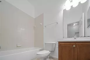 5754 Hampton Hills Blvd, Tamarac, FL 33321 - Photo 10