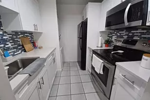 10036 Twin Lakes Dr, Coral Springs, FL 33071 - Photo 4