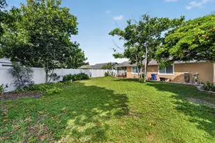 166 Raintree, Jupiter, FL 33458 - Photo 32