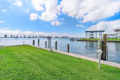100 Paradise Harbour Boulevard #212, North Palm Beach, FL 33408 - Photo 2