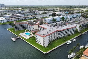 100 Paradise Harbour Blvd, North Palm Beach, FL 33408 - Photo 4