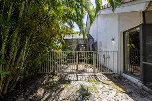 9875 Erica Ct, Boca Raton, FL 33496 - Photo 12