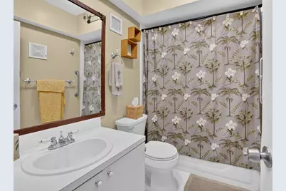 309 Circle Drive S, Boynton Beach, FL 33435 - Photo 10