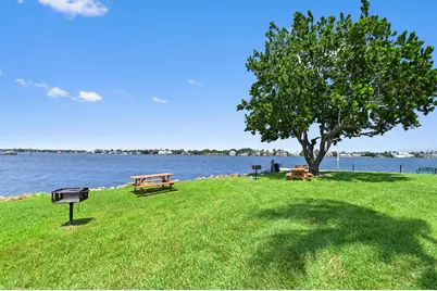 140 Yacht Club Way #307, Hypoluxo, FL 33462 - Photo 32