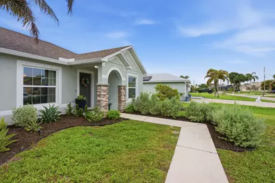 183 SW North Wakefield Circle, Port Saint Lucie, FL 34953 - Photo 4