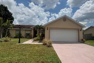 2274 SE Longhorn Ave, Port Saint Lucie, FL 34952 - Photo 1