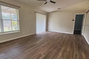 2274 SE Longhorn Ave, Port Saint Lucie, FL 34952 - Photo 4
