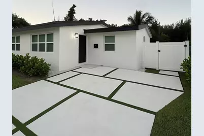 118 SW 7th Street, Delray Beach, FL 33444 - Photo 2
