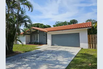 949 NW 8th Street, Boca Raton, FL 33486 - Photo 1
