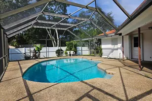 949 NW 8th St, Boca Raton, FL 33486 - Photo 2