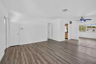 7231 Freedom St, Hollywood, FL 33024 - Photo 6