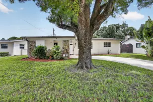 7231 Freedom St, Hollywood, FL 33024 - Photo 2