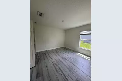 2231 SE Mariposa Avenue, Port Saint Lucie, FL 34952 - Photo 4