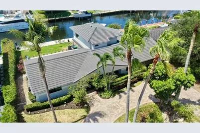 2380 SE 8th Street, Pompano Beach, FL 33062 - Photo 2