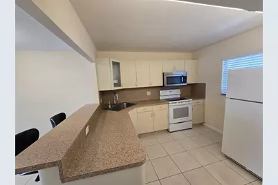 8321 Sands Point Boulevard #D306, Tamarac, FL 33321 - Photo 2