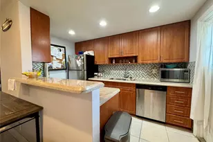 2801 NE 33rd Ct, Fort Lauderdale, FL 33306 - Photo 6