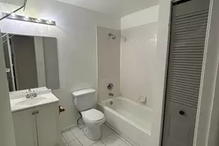 10020 Winding Lake Rd, Sunrise, FL 33351 - Photo 12