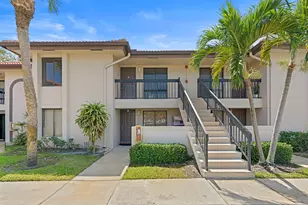 350 Club Cir, Boca Raton, FL 33487 - Photo 2