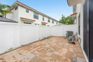 1011 Willow Pl, Riviera Beach, FL 33410 - Photo 36