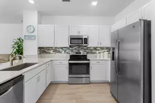 1011 Willow Pl, Riviera Beach, FL 33410 - Photo 10