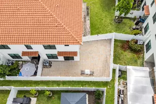 1011 Willow Pl, Riviera Beach, FL 33410 - Photo 4