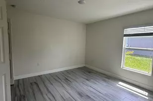 2231 SE Mariposa Ave, Port Saint Lucie, FL 34952 - Photo 4