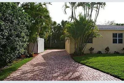 324 Bunker Ranch Road, West Palm Beach, FL 33405 - Photo 2