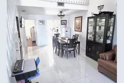 320 SE 2nd Avenue #B4, Deerfield Beach, FL 33441 - Photo 8