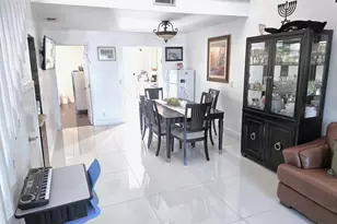320 SE 2nd Ave, Deerfield Beach, FL 33441 - Photo 8