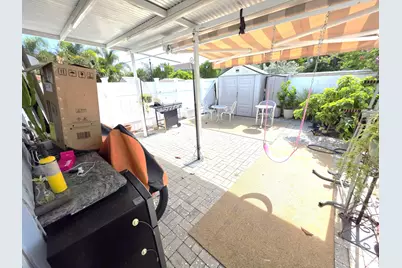 320 SE 2nd Avenue #B4, Deerfield Beach, FL 33441 - Photo 10