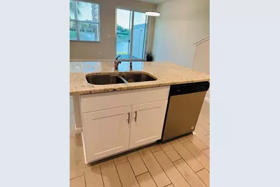 5677 Mentmore Drive #5677, Mangonia Park, FL 33407 - Photo 10