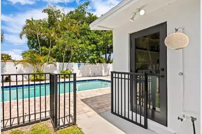 413 NE Ne 25 Ave Avenue, Pompano Beach, FL 33062 - Photo 18